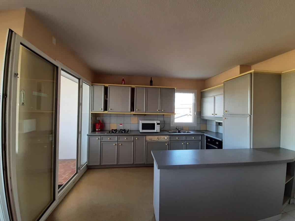 Lumineux Avec Terrasse A 2 Pas De La A - Fr-1-239-623 *